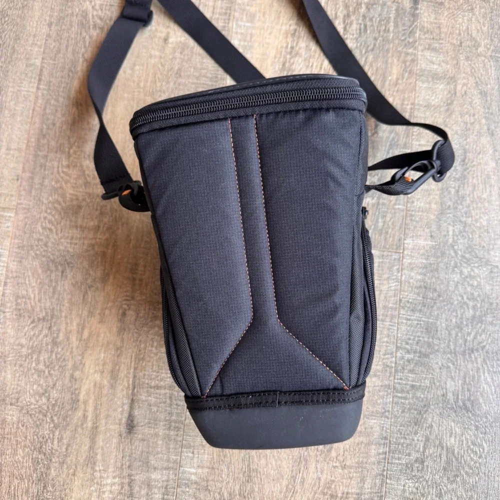 Case Logic SLR Camera Holster Bag Black Nylon SLRC-201 Waterproof Base